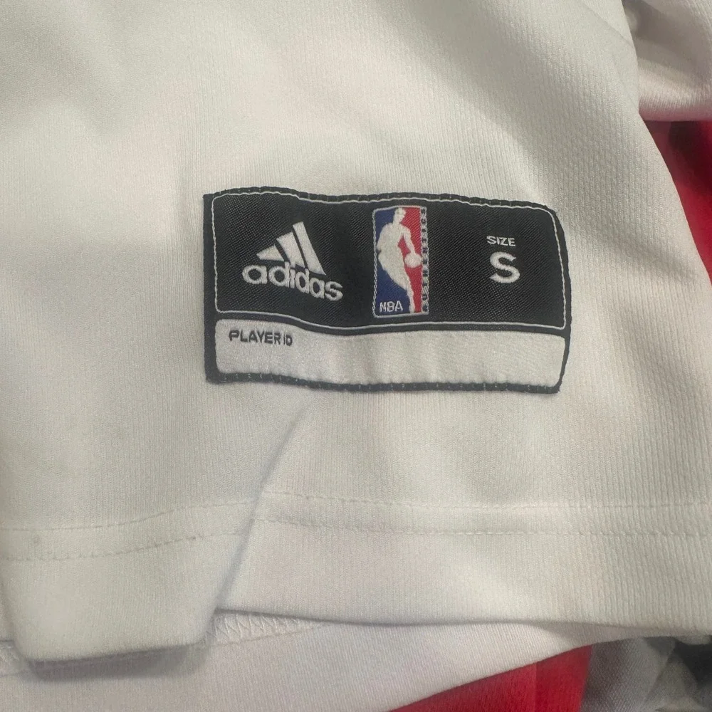 Adidas Chicago Bulls Derrick Rose 1 NBA Jersey White Mens Small Z818A 10